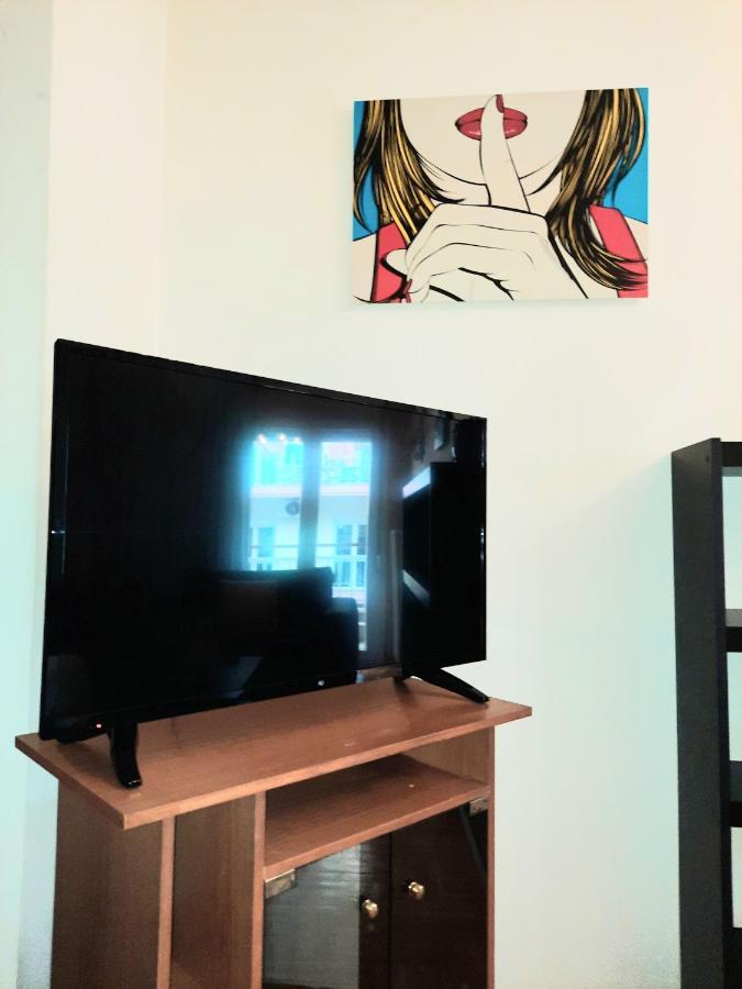 Cozy And Bright Apartment In The Heart Of The City Salonic Exterior foto