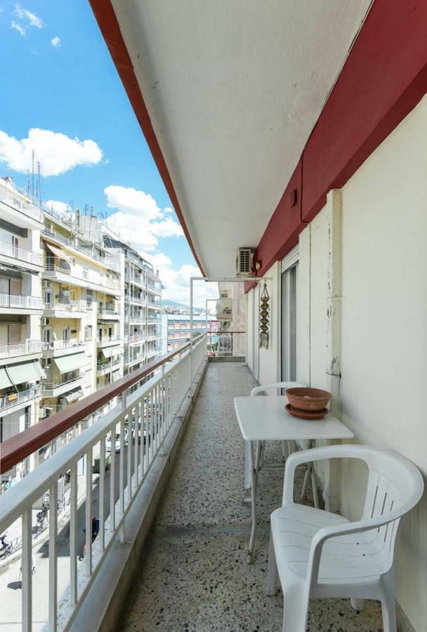 Cozy And Bright Apartment In The Heart Of The City Salonic Exterior foto