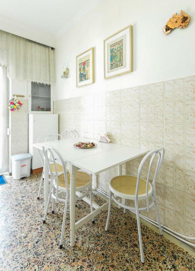 Cozy And Bright Apartment In The Heart Of The City Salonic Exterior foto